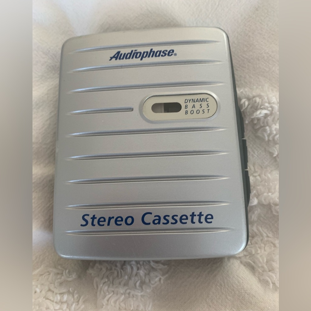 Audiophase Stereo Cassette Player w/Earphones, Portable, Silver - Picture 2 of 5